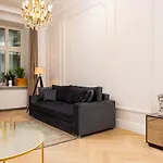 Lux Kamienica Noakowskiego 16 By Renters Warszawa