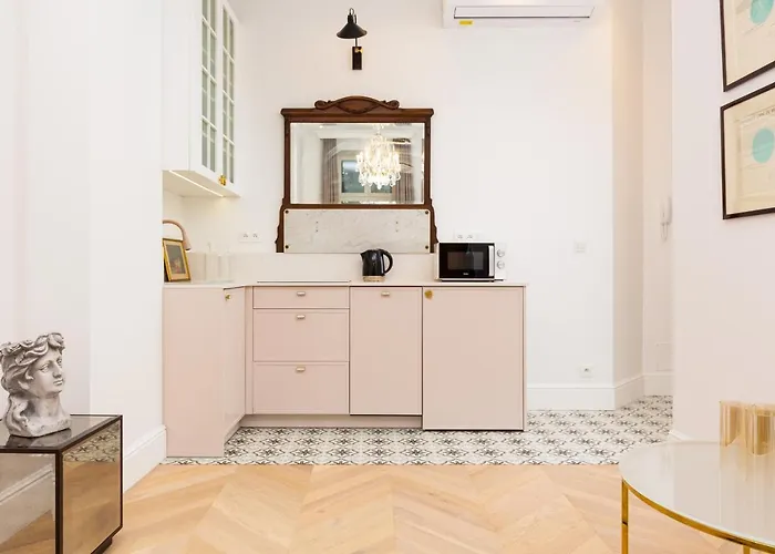 Lux Kamienica Noakowskiego 16 By Renters شقة وارسو